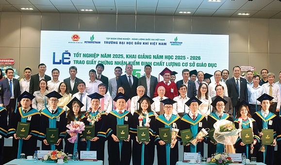 Trường Đại học Dầu khí Việt Nam tự hào hành trình 15 năm hình thành và phát triển