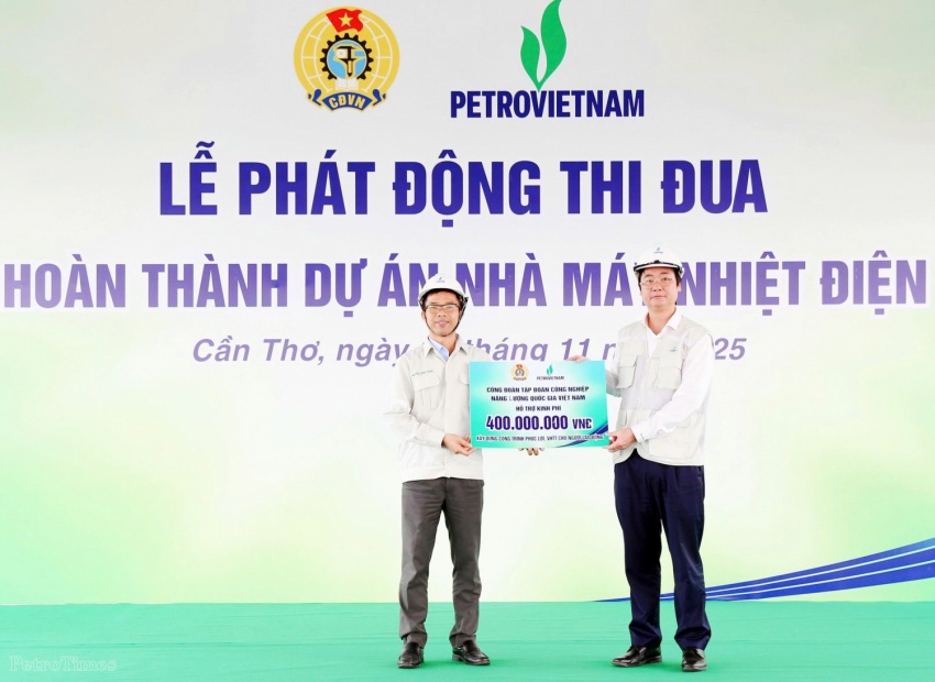 Thi đua quyết tâm hoàn thành Dự án NMNĐ Long Phú 1 Thi đua quyết tâm hoàn thành Dự án NMNĐ Long Phú 1