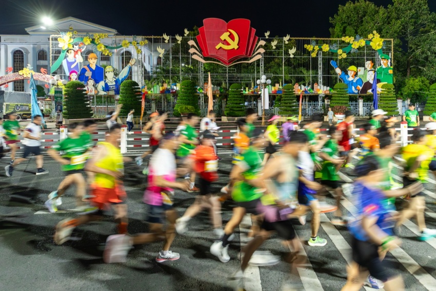 Giải Marathon Cà Mau 2025 - Cúp Petrovietnam: Hơn 6.000 vận động viên bùng nổ trên đường chạy