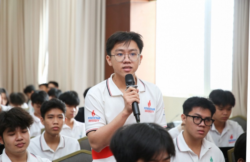 PVU tổ chức thành công hội thảo chuyên đề 