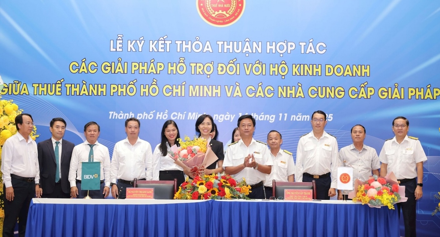 BIDV đồng hành triển khai chiến dịch “60 ngày cao điểm hỗ trợ hộ kinh doanh chuyển đổi sang kê khai thuế”