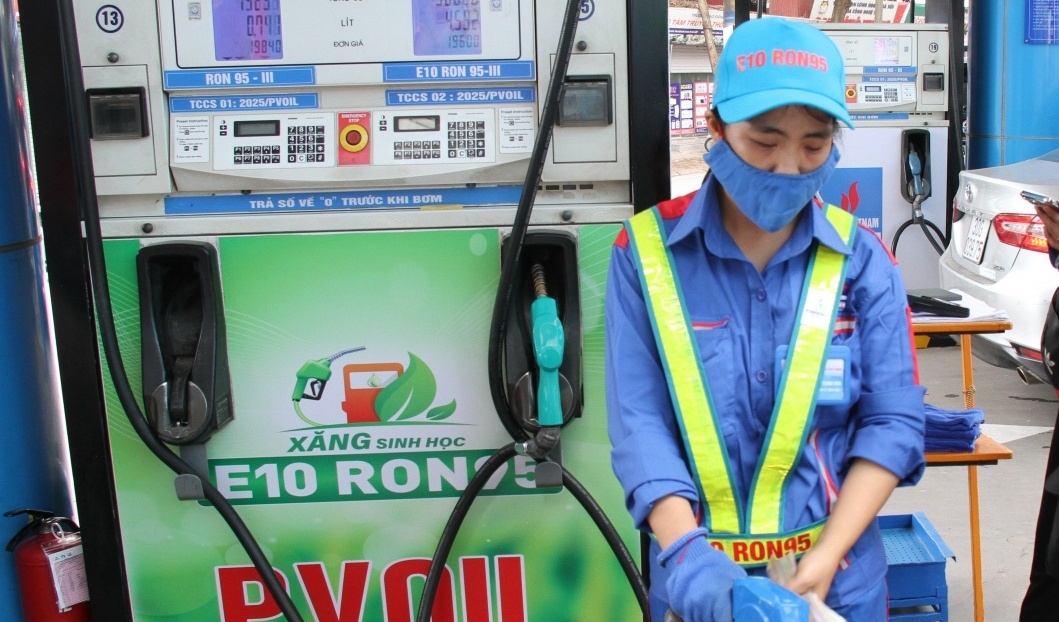 Sử dụng xăng E10 trên toàn quốc từ tháng 6/2026