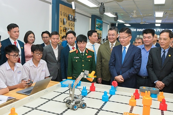 [Video] Phó thủ tướng Lê Thành Long ghi nhận đóng góp của Petrovietnam trong công tác phát triển giáo dục tại Thanh Hóa