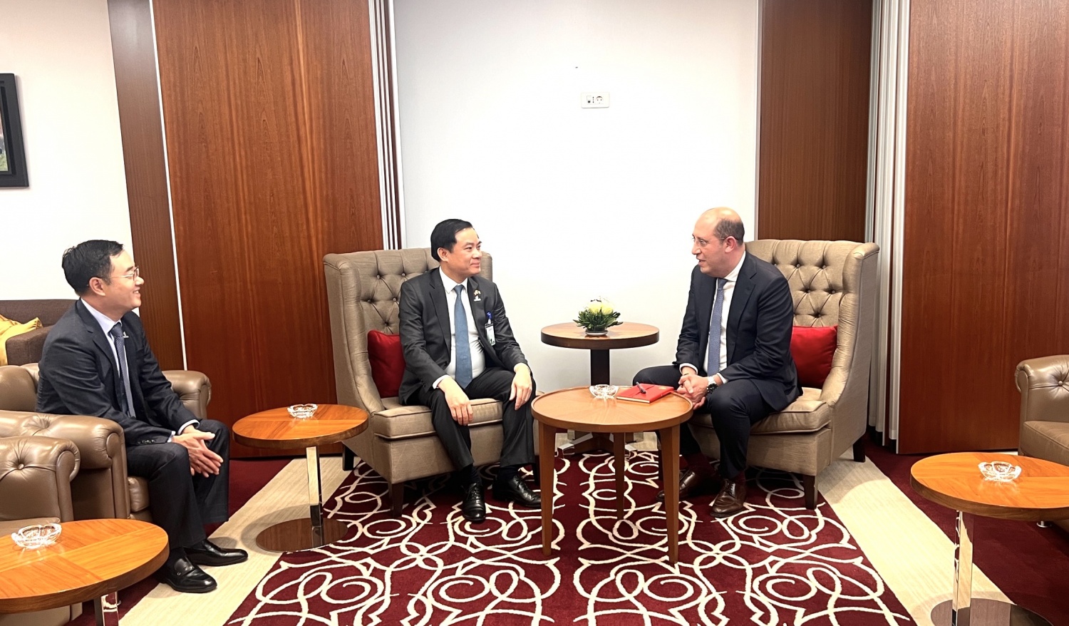 Tổng Giám đốc Petrovietnam Lê Ngọc Sơn làm việc với Sonatrach và ALNAFT