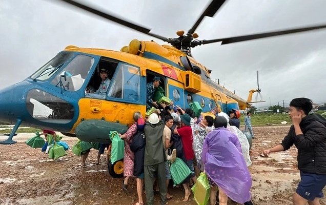 Hỗ trợ khẩn cấp 1.100 tỷ đồng cho 4 tỉnh khắc phục thiệt hại do mưa lũ