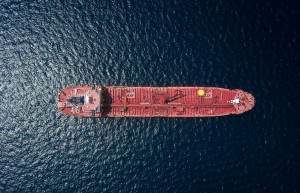 Hành trình của "hạm đội bóng tối" trên các đại dương