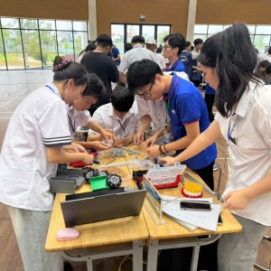 Phòng STEM từ Petrovietnam: Cú hích đổi mới giáo dục cho những ngôi trường vùng khó khăn