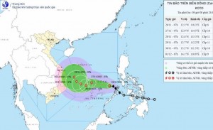Bão số 15 (Koto) đổ bộ Biển Đông, dự báo hướng di chuyển phức tạp