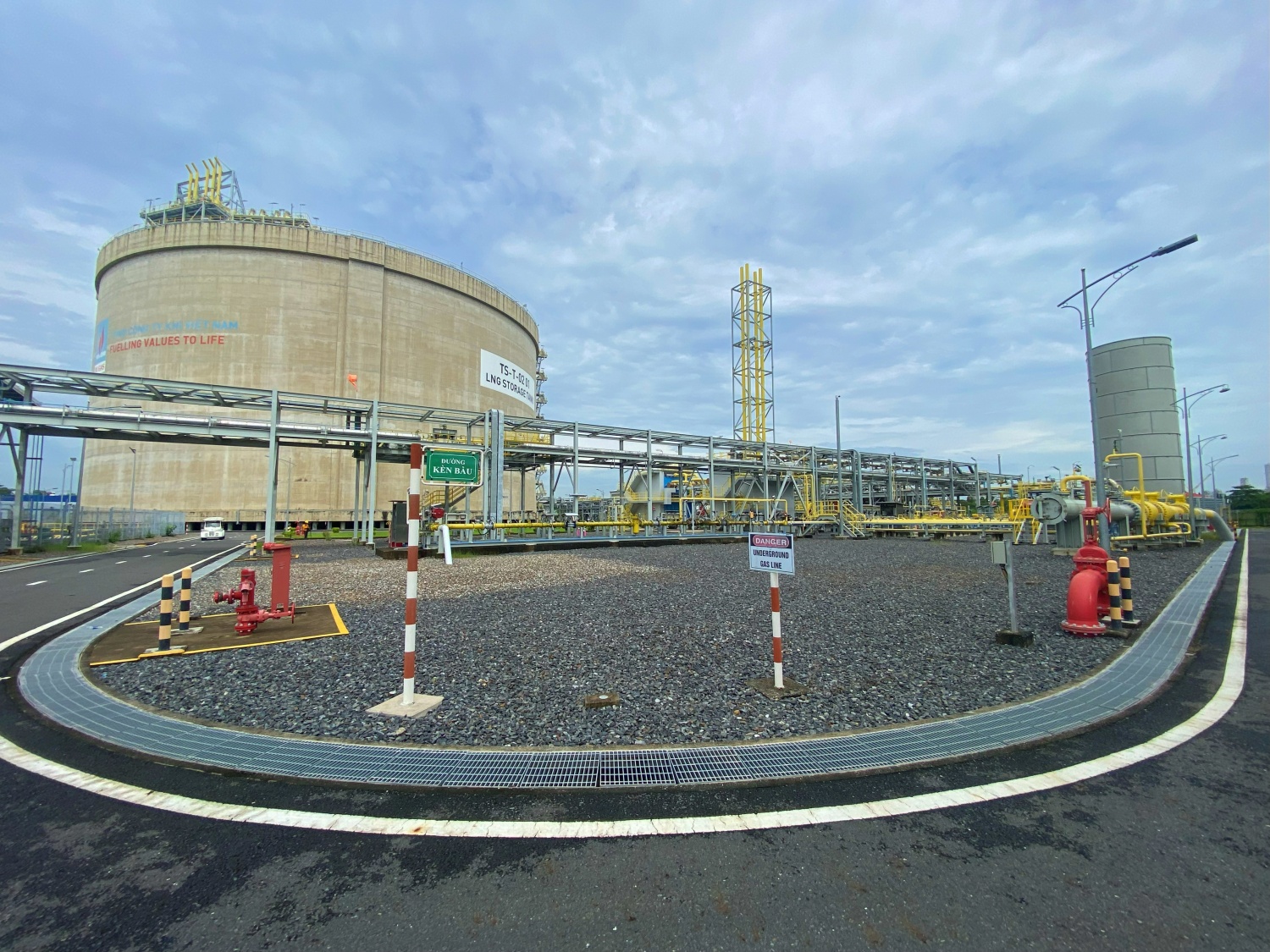 PV GAS đã làm chủ vận hành kho cảng LNG đầu tiên tại Việt Nam như thế nào?