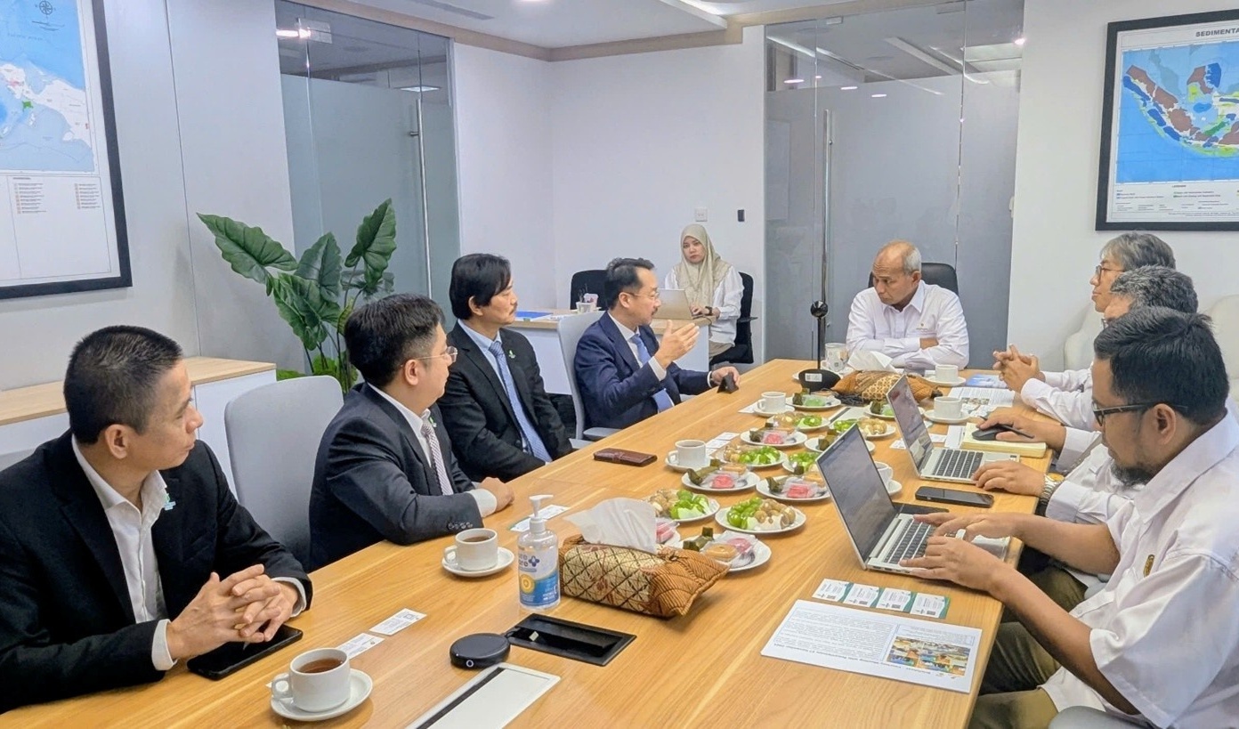 Tổng Giám đốc PVEP Nguyễn Thiện Bảo làm việc với Chủ tịch SKK-Migas