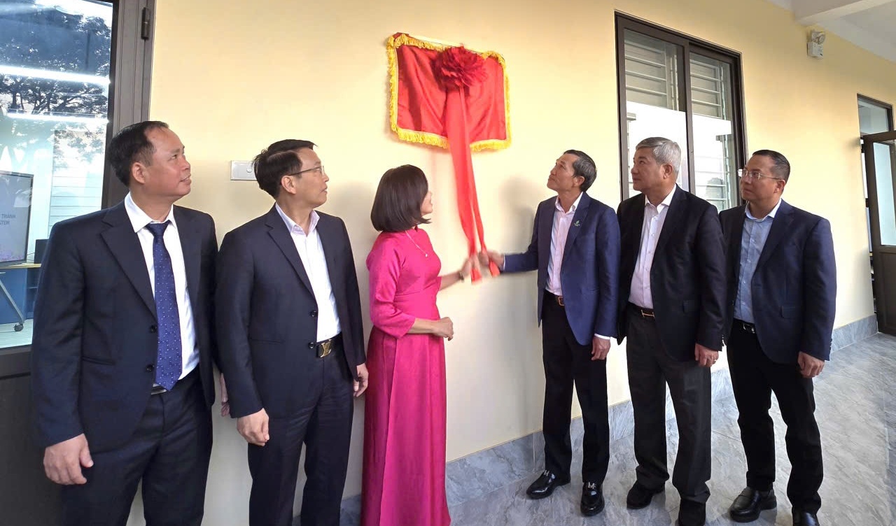 Petrovietnam khánh thành phòng STEM tại Phú Thọ, khơi dậy đam mê khoa học cho học sinh