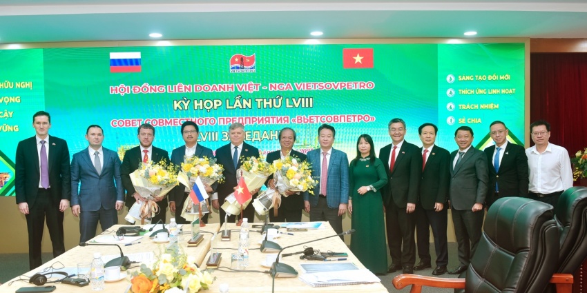 Kỳ họp 58 Hội đồng Liên doanh Việt – Nga Vietsovpetro thành công tốt đẹp: Vietsovpetro ghi dấu bước tiến 2025 và mở rộng tầm nhìn đến 2050 Kỳ họp 58 Hội đồng Liên doanh Việt - Nga Vietsovpetro: Ghi dấu bước tiến 2025, mở rộng tầm nhìn đến 2050