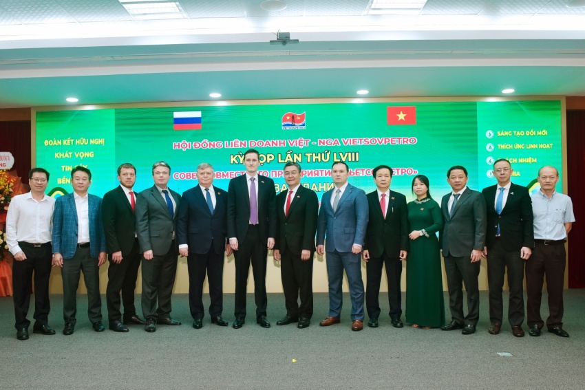 Kỳ họp 58 Hội đồng Liên doanh Việt – Nga Vietsovpetro thành công tốt đẹp: Vietsovpetro ghi dấu bước tiến 2025 và mở rộng tầm nhìn đến 2050 Kỳ họp 58 Hội đồng Liên doanh Việt - Nga Vietsovpetro: Ghi dấu bước tiến 2025, mở rộng tầm nhìn đến 2050