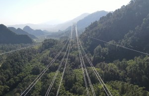 Đóng điện đường dây 220kV Đô Lương - Nam Cấm