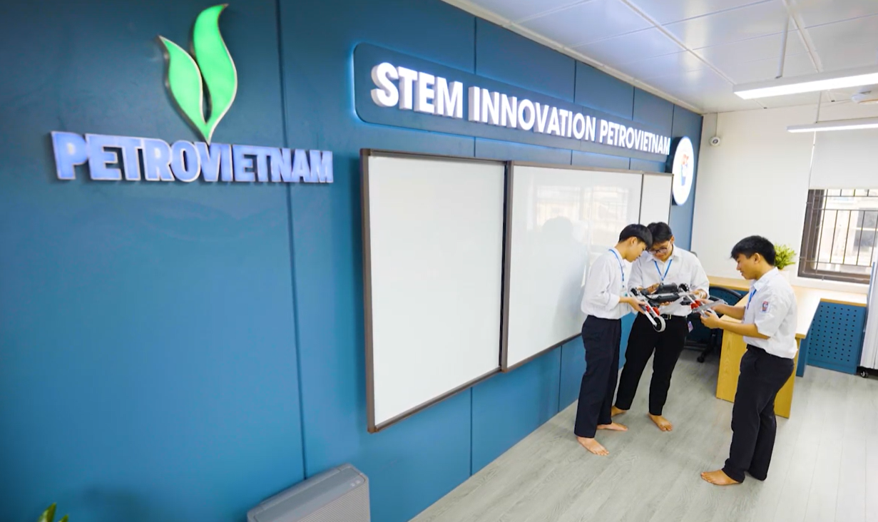 STEM Innovation Petrovietnam sẽ tạo ra một thế hệ học sinh mới STEM Innovation Petrovietnam sẽ tạo ra một thế hệ học sinh mới