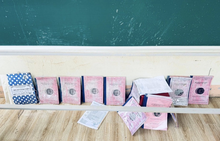 Tuổi trẻ Vietsovpetro hướng về vùng lũ Gia Lai với chương trình “Tiếp bước đến trường” Tuổi trẻ Vietsovpetro hướng về vùng lũ Gia Lai với chương trình “Tiếp bước đến trường”