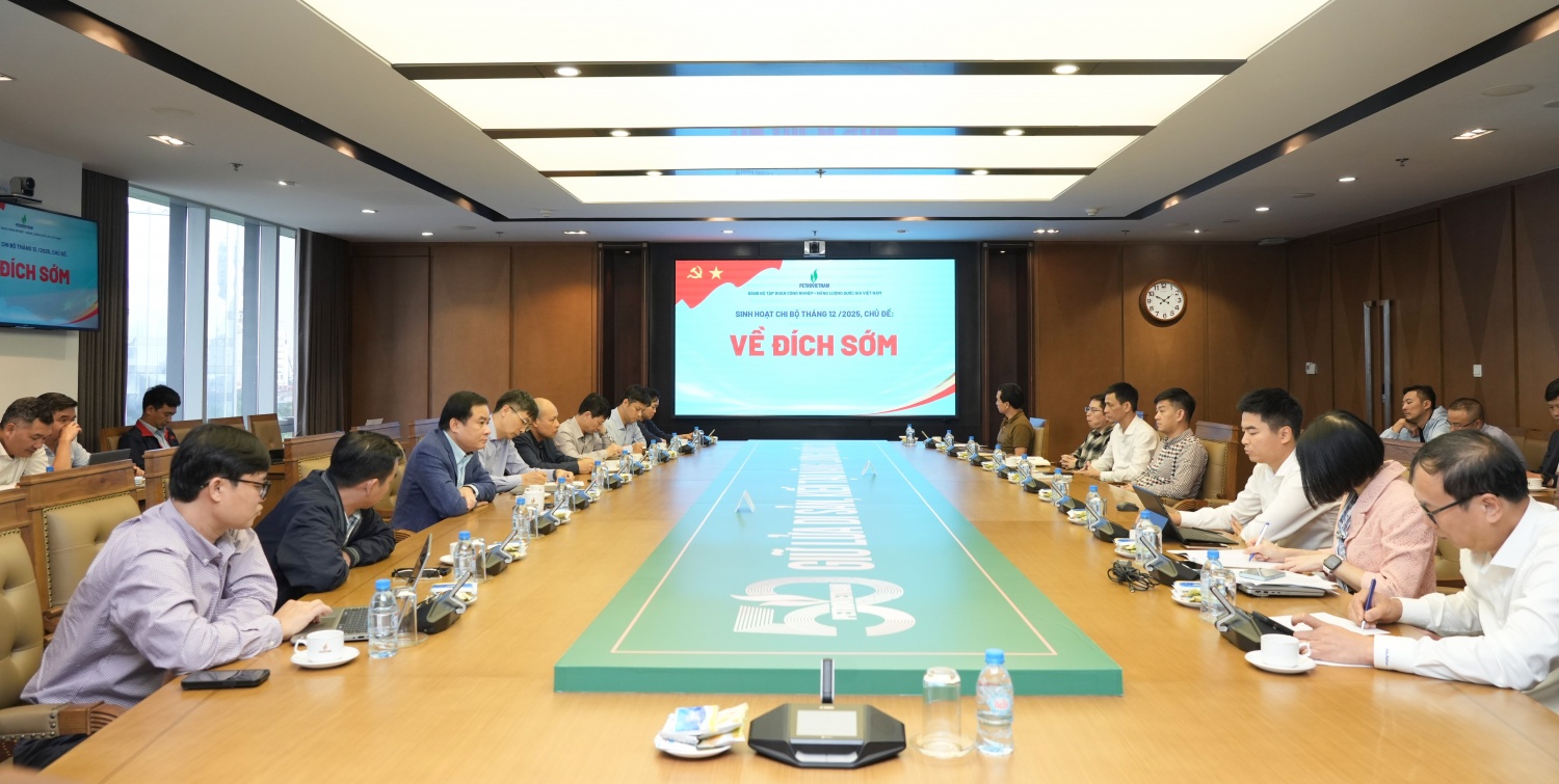 [Chùm ảnh] Đảng bộ BMQL&ĐH Petrovietnam quán triệt tinh thần “Về đích sớm”, hoàn thành xuất sắc nhiệm vụ cả năm 2025