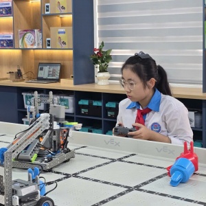 STEM Lab: "Ươm mầm" tình yêu khoa học vũ trụ cho thế hệ tương lai