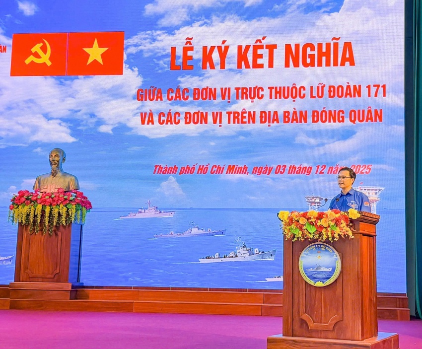 Đoàn Thanh niên Vietsovpetro và XN Xây lắp kết nghĩa với Lữ đoàn 171 Đoàn Thanh niên Vietsovpetro và Xí nghiệp Xây lắp kết nghĩa với Lữ đoàn 171