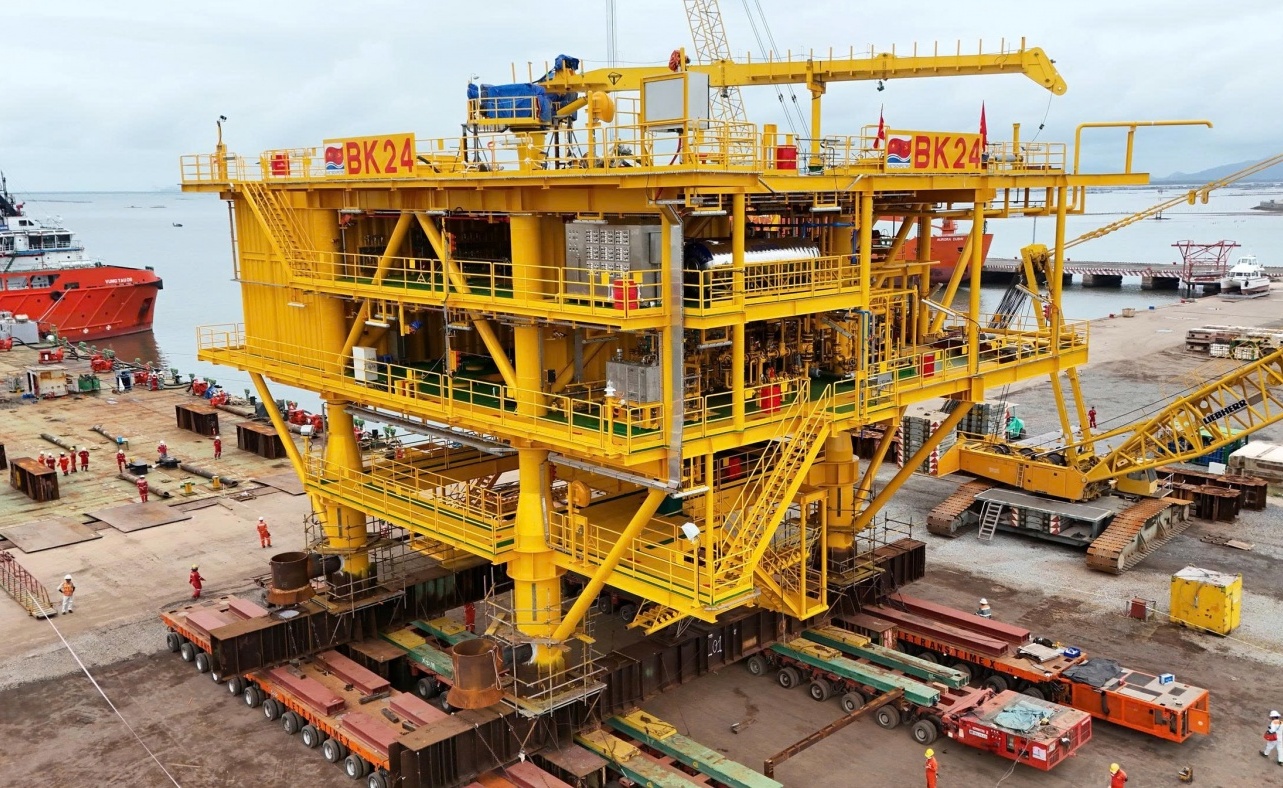 Dấu ấn nội lực của Petrovietnam trên những công trình siêu trường, siêu trọng