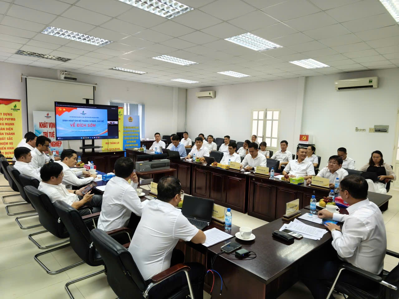 PVPMB tổ chức kiểm điểm tập thể, cá nhân lãnh đạo quản lý năm 2025: Nêu cao tinh thần 