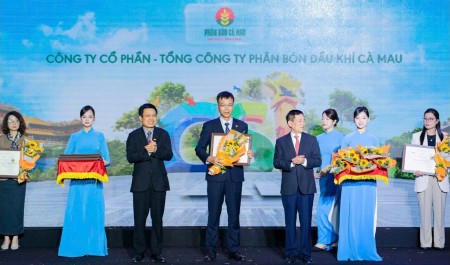 PVCFC dẫn đầu về phát triển bền vững và quản trị công ty bứt phá tại Việt Nam năm 2025