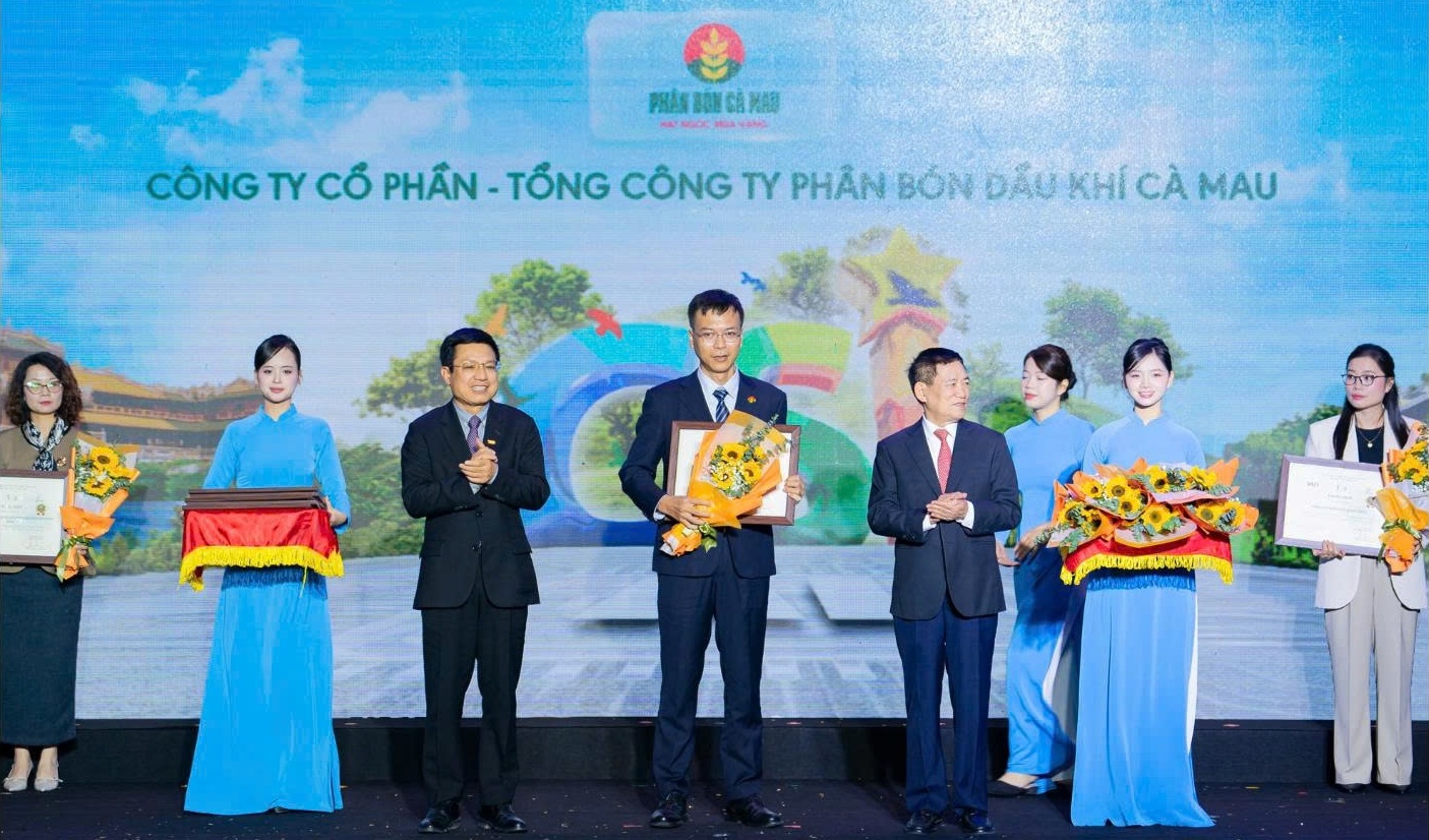 PVCFC dẫn đầu về phát triển bền vững và quản trị công ty bứt phá tại Việt Nam năm 2025