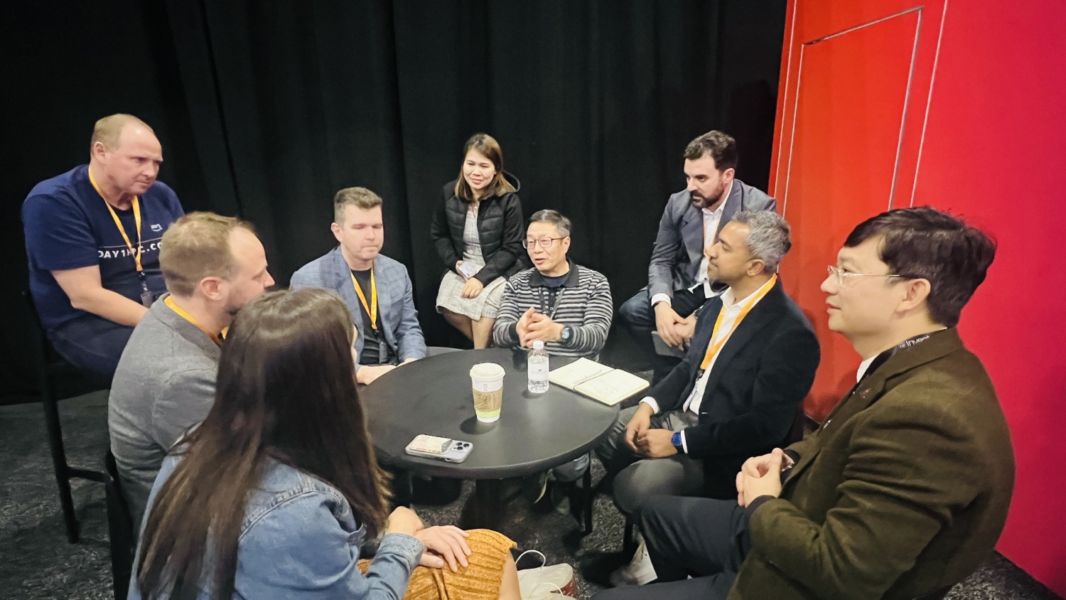 VPI làm việc với Amazon Web Services (AWS) về các định hướng chuyển đổi số chủ chốt