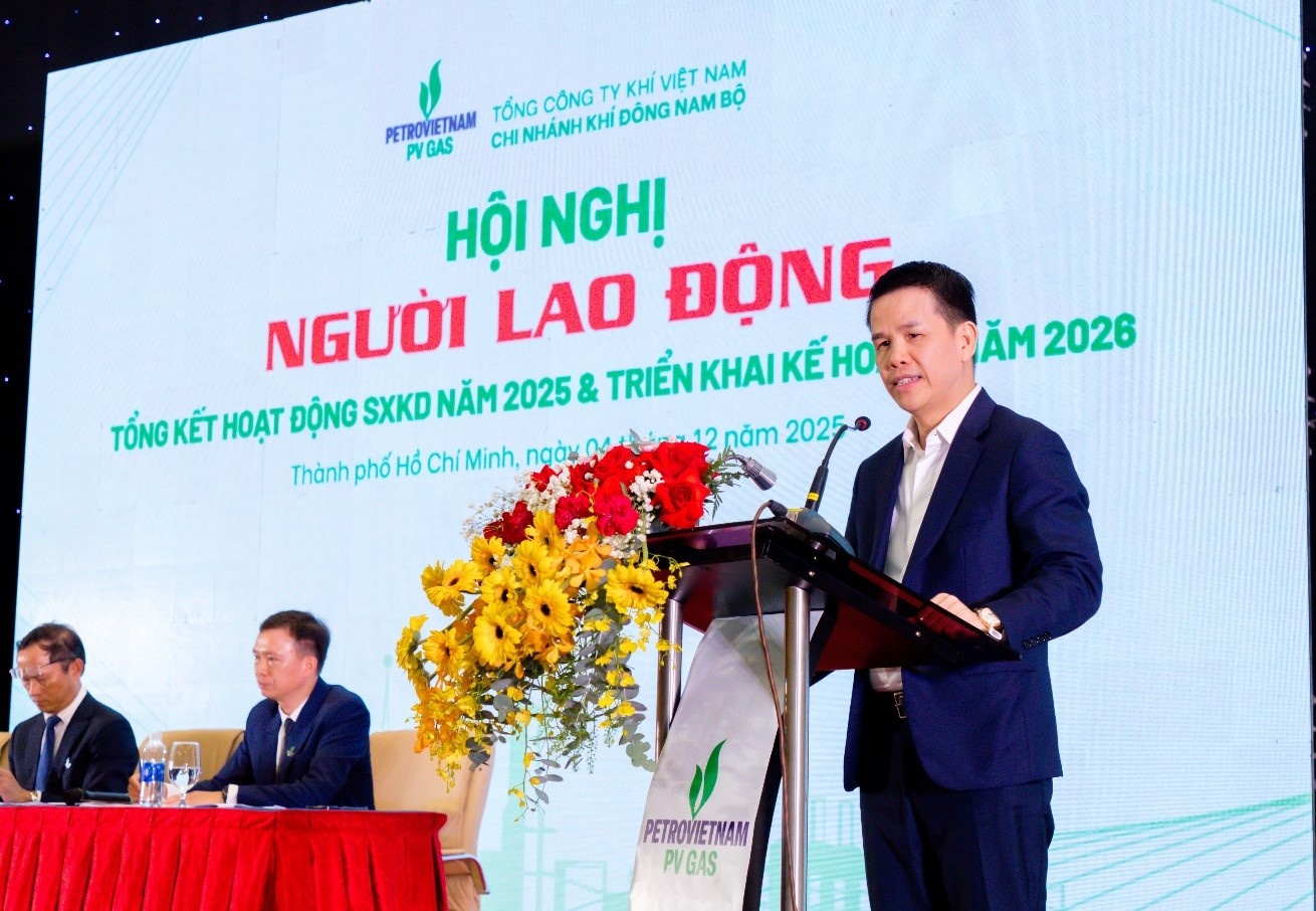 Ông Phạm Văn Phong, Phó Bí thư Đảng ủy, Tổng Giám đốc PV GAS phát biểu chỉ đạo tại Hội nghị