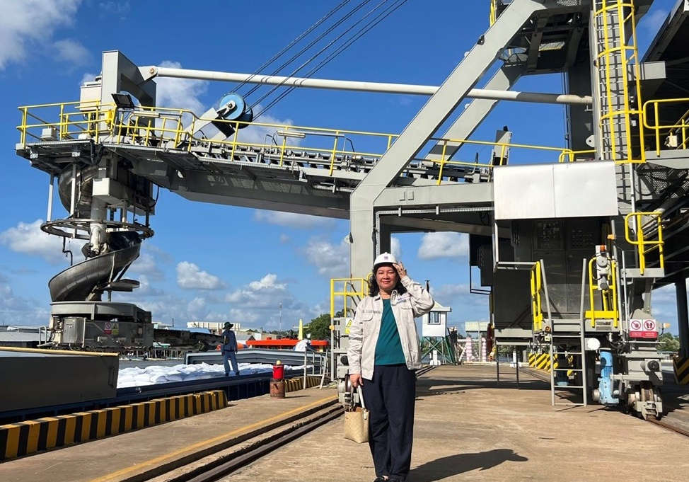 Nhà máy thông minh đầu tiên của Petrovietnam: Dấu ấn đậm nét chuyển đổi số