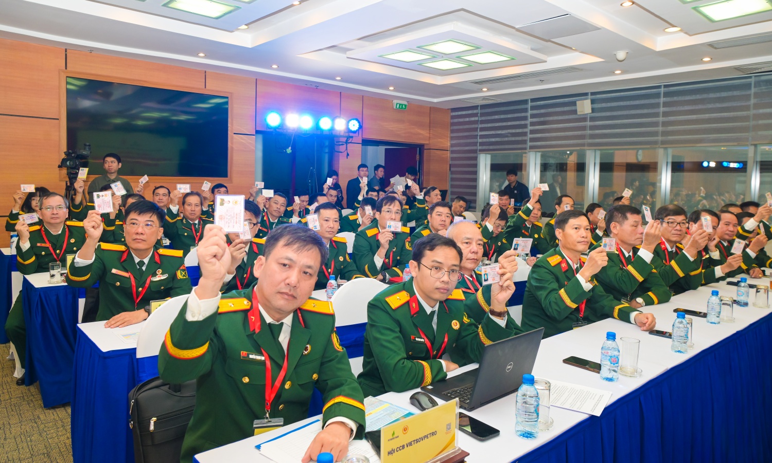 [Chùm ảnh] Đại hội đại biểu Hội Cựu chiến binh Petrovietnam lần thứ IV, nhiệm kỳ 2025-2030 diễn ra thành công tốt đẹp