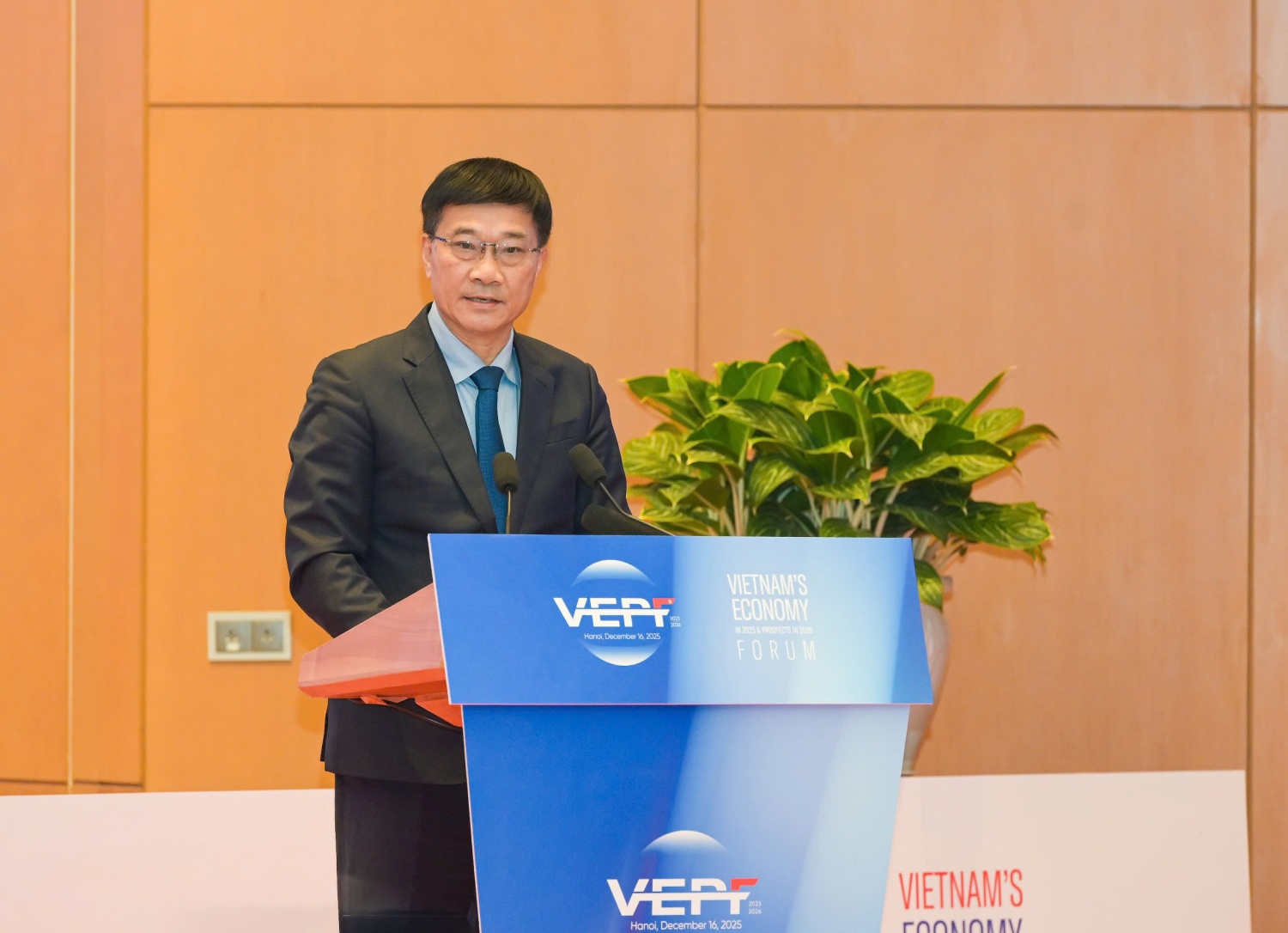 Petrovietnam hiến kế cho chiến lược đầu tư năng lượng quốc gia Petrovietnam hiến kế cho chiến lược đầu tư năng lượng quốc gia