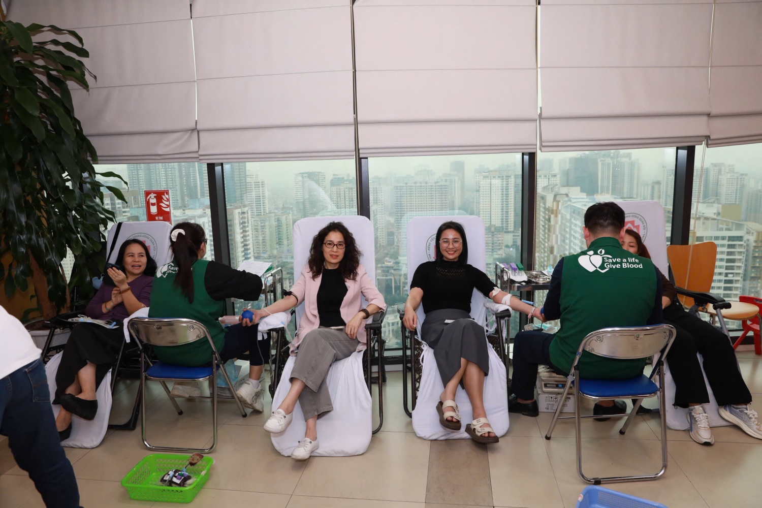 Tuổi trẻ PVEP lan tỏa yêu thương qua Hành trình đỏ 2025