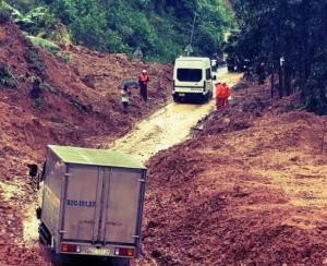 Tăng tốc khắc phục hậu quả thiên tai phục vụ nhu cầu Tết của nhân dân