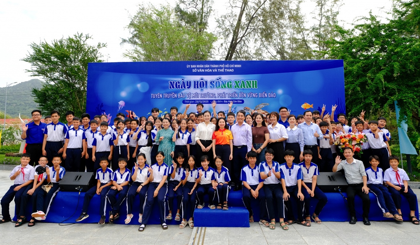 Lan tỏa thông điệp “Vì biển đảo xanh”