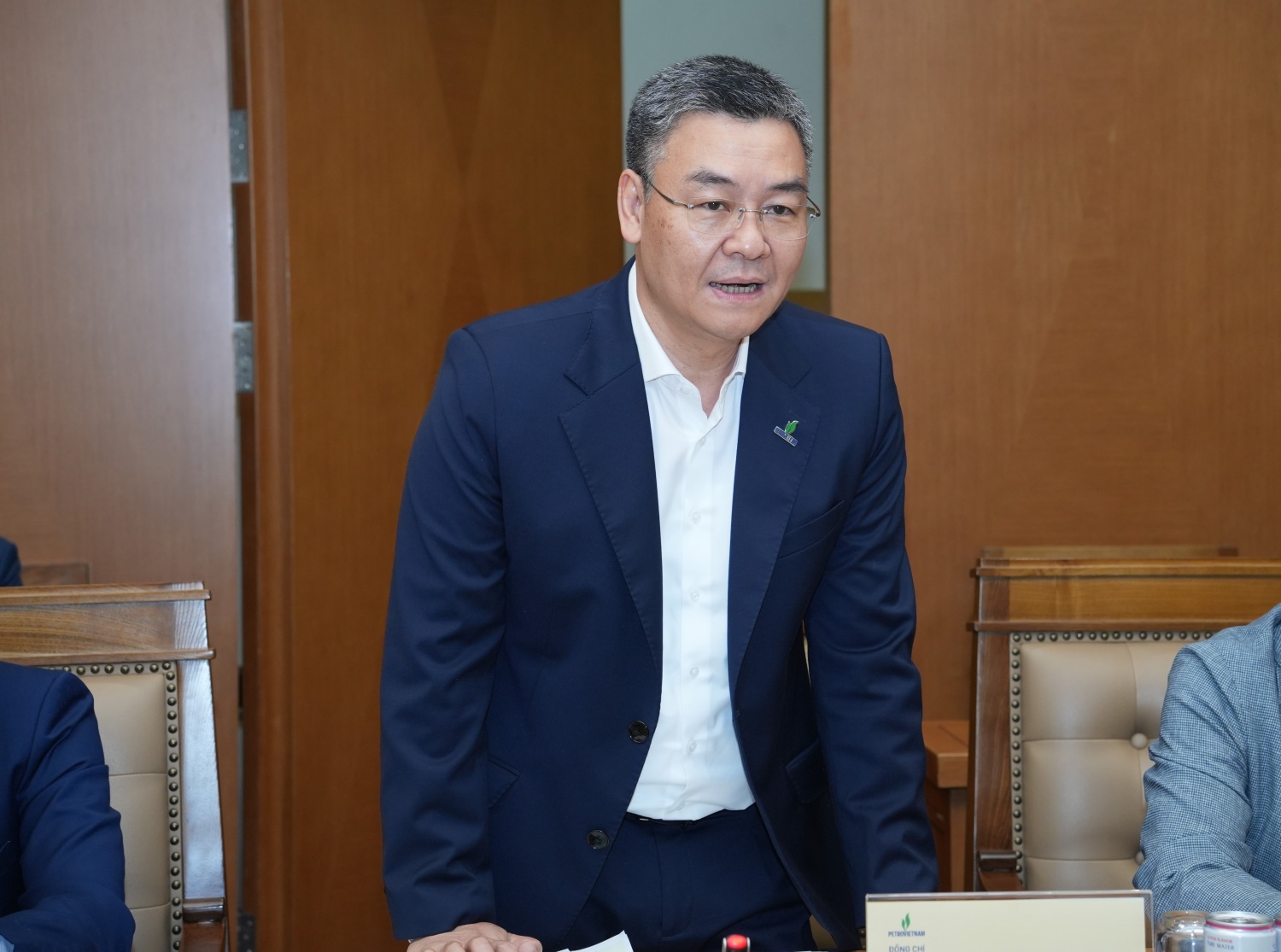 Petrovietnam và Bộ Công Thương trao đổi về hoạt động dầu khí