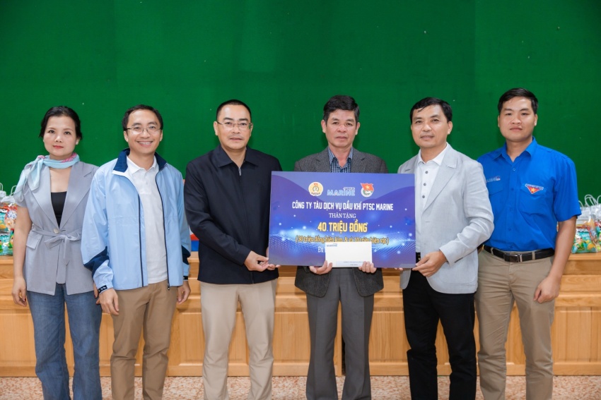 PTSC Marine và hành trình “Trao gửi yêu thương - Ươm mầm tri thức”