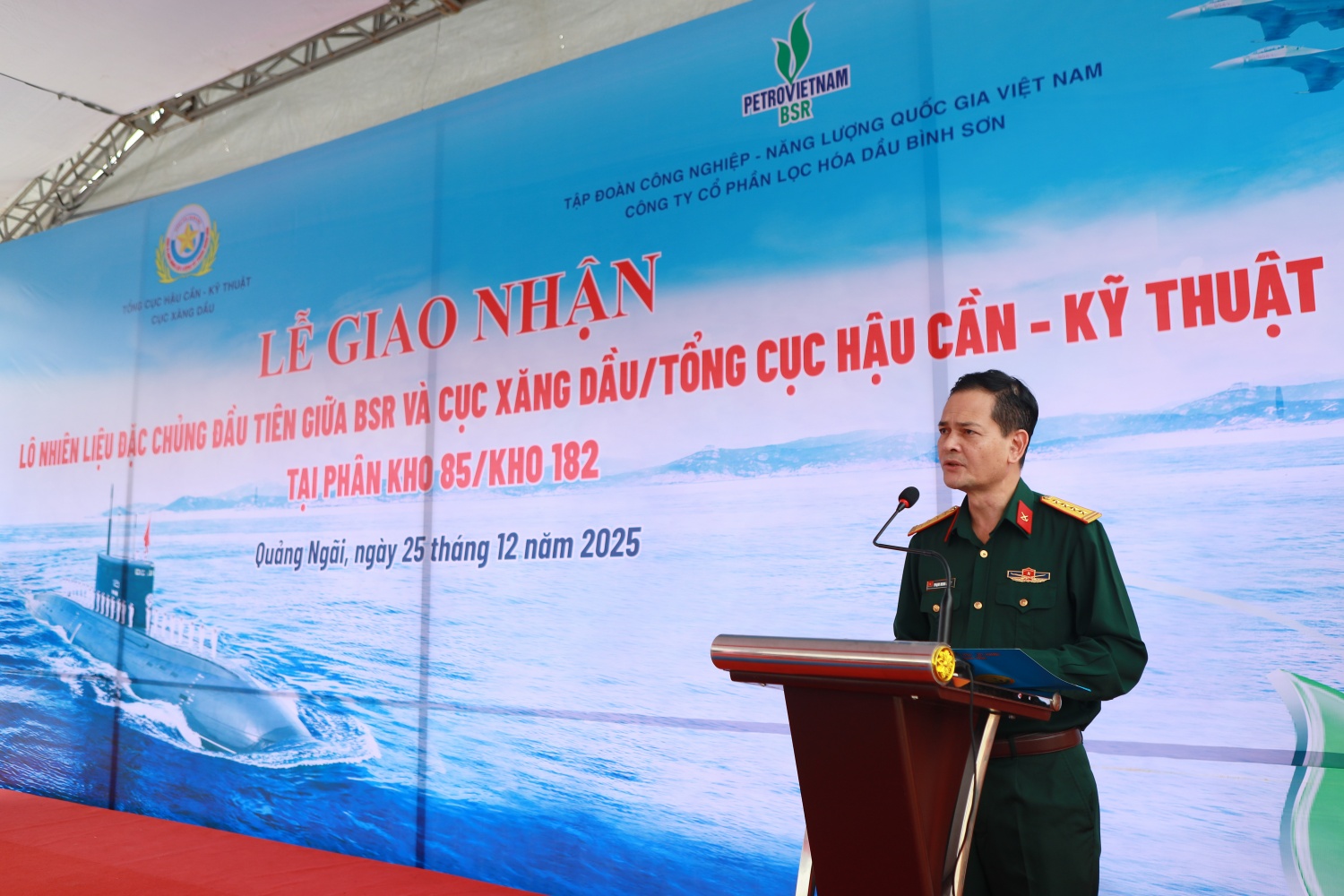 BSR bàn giao lô nhiên liệu đặc chủng đầu tiên phục vụ Quốc phòng cho Cục Xăng dầu