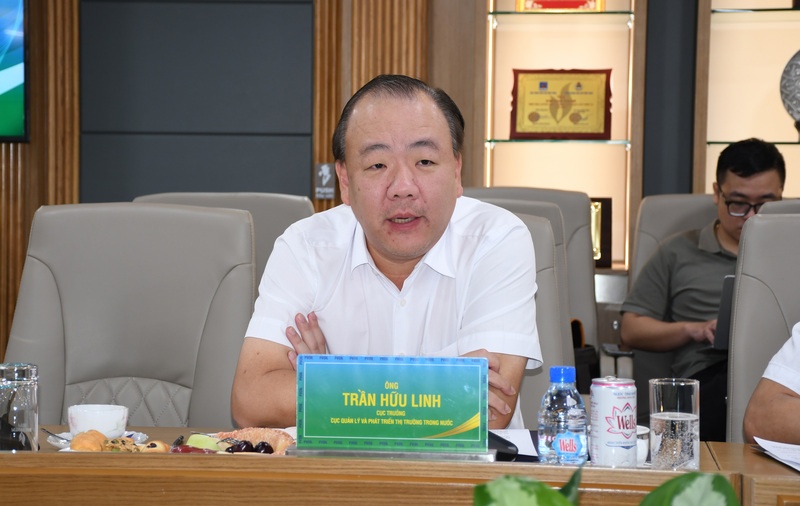 Ông Trần Hữu Linh - Cục trưởng Cục Quản lý và Phát triển thị trường trong nước, đại diện Đoàn công tác Bộ Công Thương. Ảnh: Thanh Minh