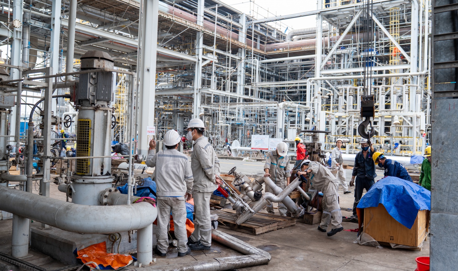 [Chùm ảnh] BDTT Nhà máy đạm Phú Mỹ: Nhịp làm việc khẩn trương trong từng công đoạn