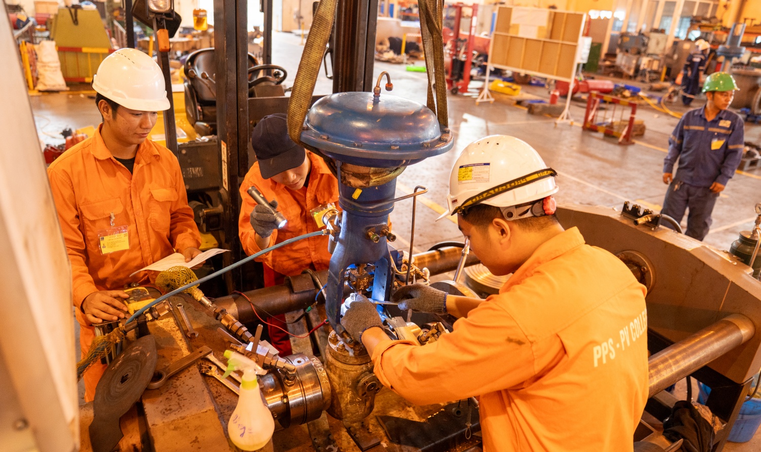 [Chùm ảnh] BDTT Nhà máy đạm Phú Mỹ: Nhịp làm việc khẩn trương trong từng công đoạn