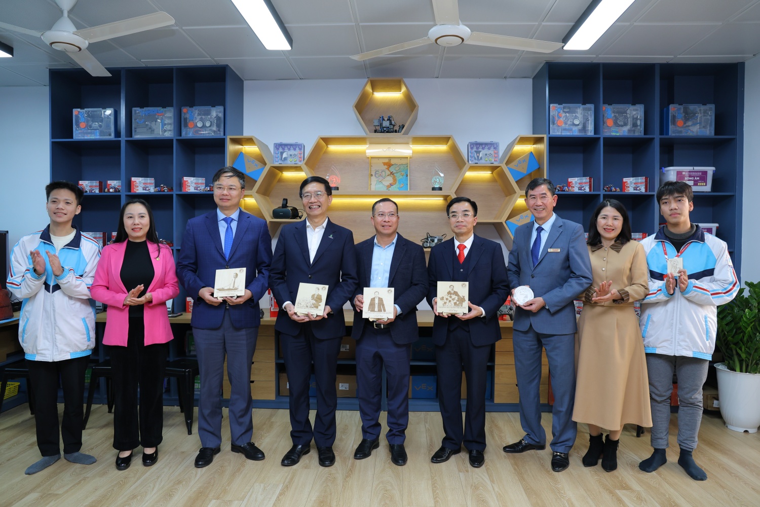 Lan tỏa không gian học tập khoa học – công nghệ hiện đại