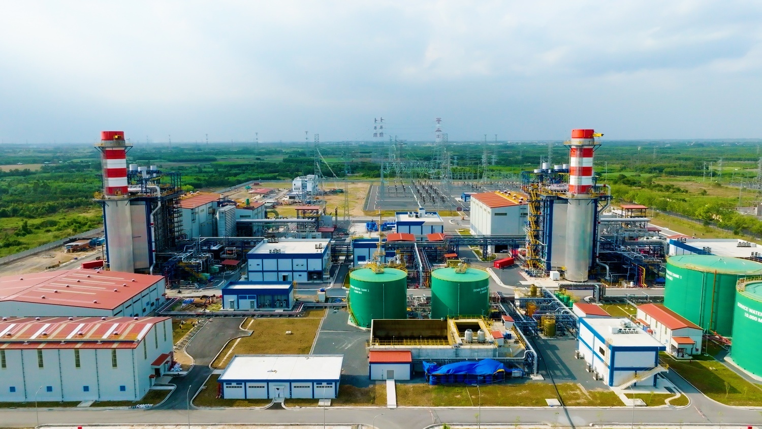  Nhà máy điện khí LNG Nhơn Trạch 3&4 đã hoàn thành và đưa vận hành thương mại theo kế hoạch - với công suất dự kiến cung cấp cho thị trường phía Nam khoảng 9 tỷ kWh/năm. 