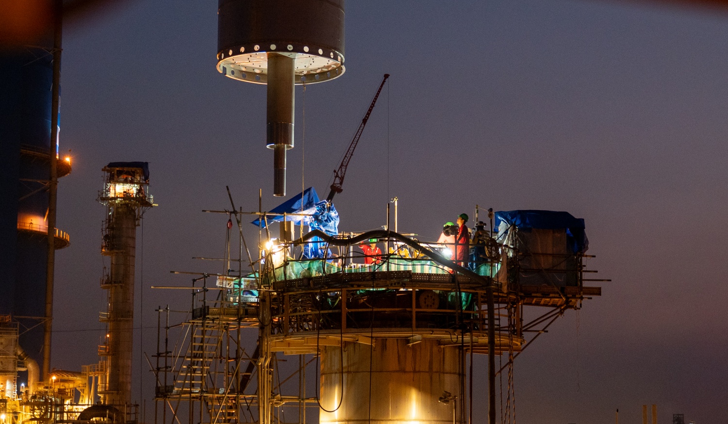 [Chùm ảnh] Những “bước lắp ghép quyết định” trong đợt BDTT Nhà máy Đạm Phú Mỹ