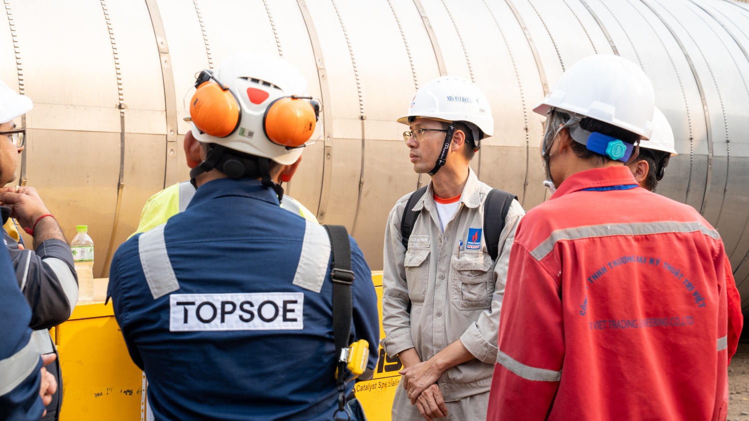 [Chùm ảnh] Những “bước lắp ghép quyết định” trong đợt BDTT Nhà máy Đạm Phú Mỹ