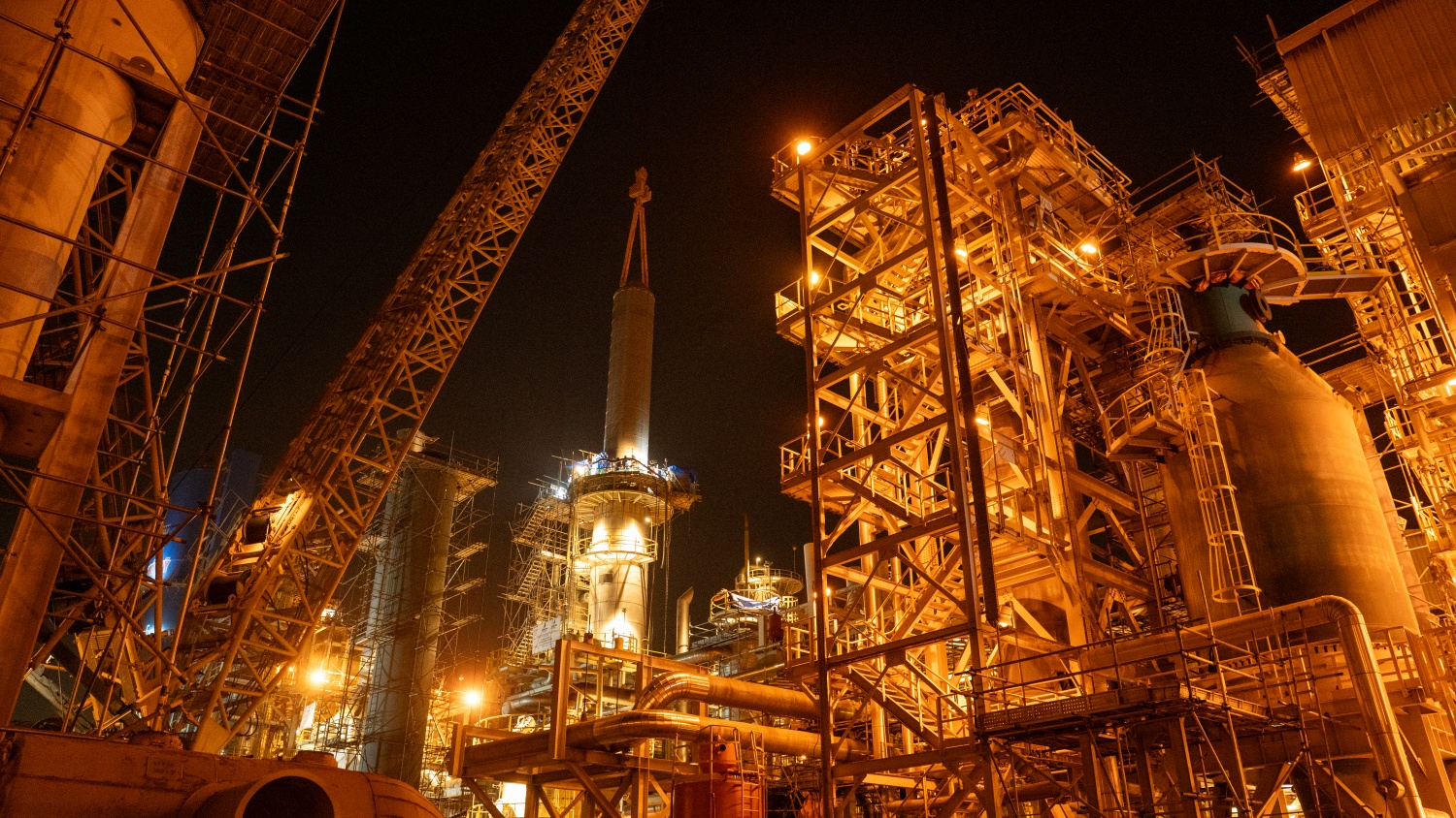 [Chùm ảnh] Những “bước lắp ghép quyết định” trong đợt BDTT Nhà máy Đạm Phú Mỹ