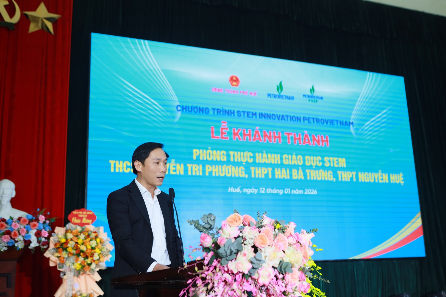 Phát triển nguồn nhân lực, góp phần đưa Huế trở thành Trung tâm Giáo dục – đào tạo, khoa học – công nghệ