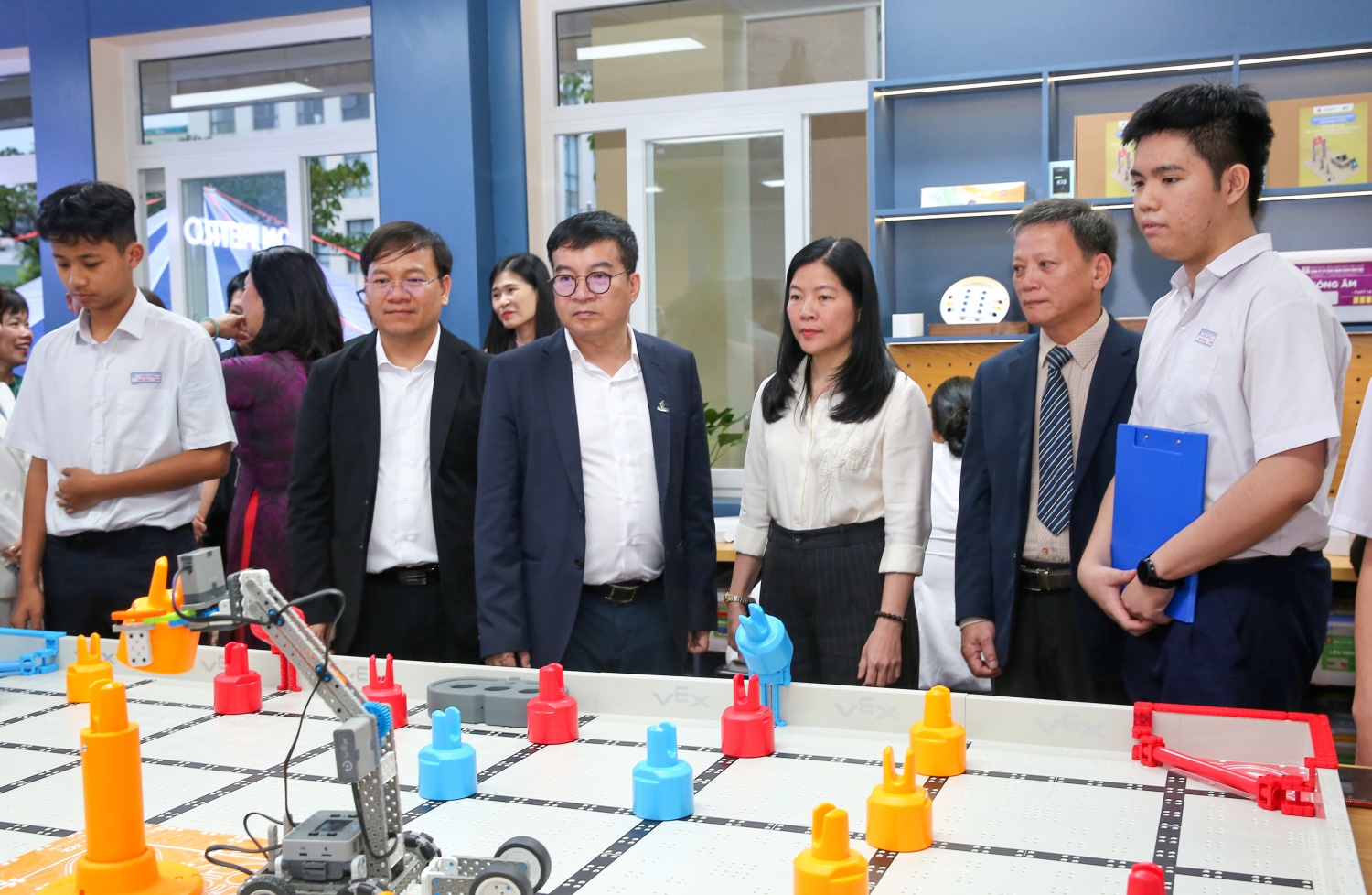 Ươm mầm nhân lực chất lượng cao cho đất nước