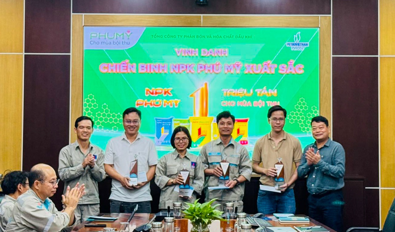 Vinh danh những “chiến binh NPK Phú Mỹ xuất sắc” trong hành trình 1 triệu tấn