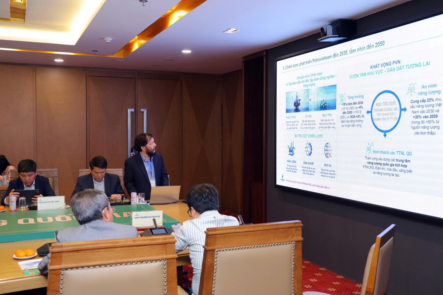 Xây dựng nguồn nhân lực chiến lược để Petrovietnam hiện thực hóa khát vọng phát triển